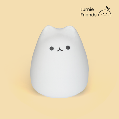 Luna, die gesellige Katze