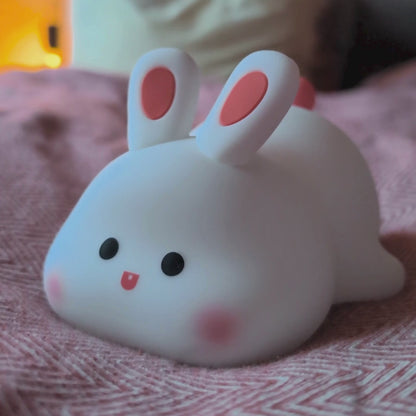 Remy, das gemütliche Kaninchen